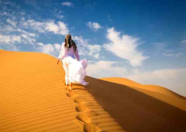 时尚搭配网男(时尚男夏装搭配图片)