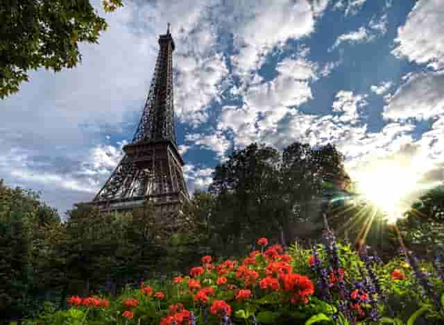 罐装痱子粉(大人用痱子粉的危害)